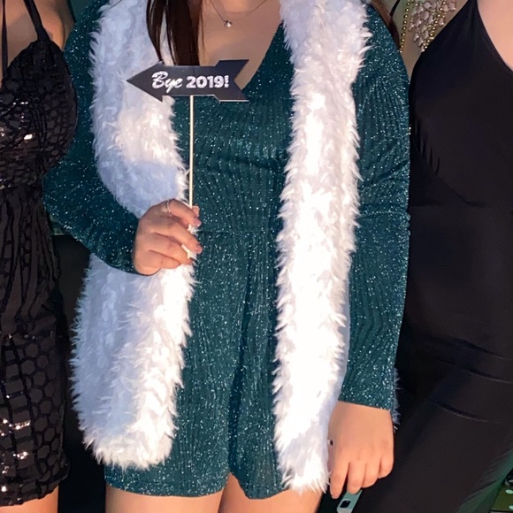 Jade Sparkly Long sleeve Romper - Picture 3 of 3